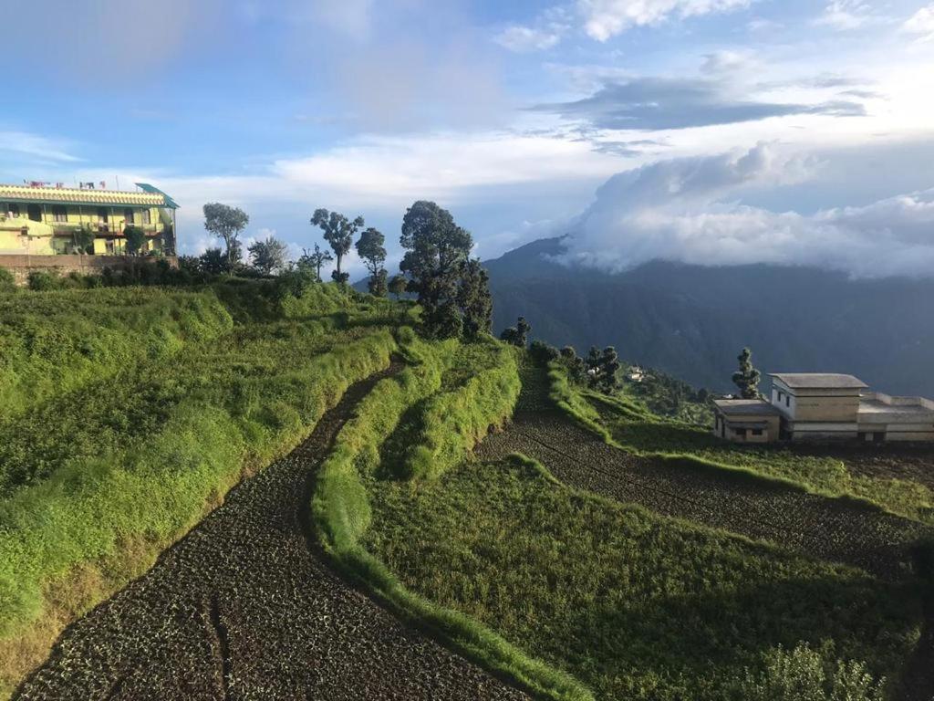 Green View Resort New Tehri Extérieur photo